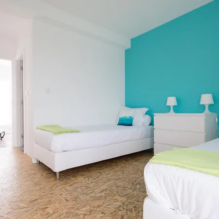 Apartamento Casasupertubos - 1-8 Atouguia Da Baleia